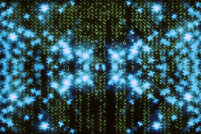 蓝绿色矩阵数字背景。抽象的网络空间的概念。绿色的人物倒下了。来自符号流的矩阵。虚拟现实设计。复杂的算