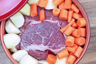 炖 肉