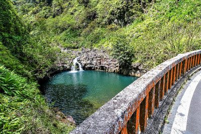 夏威夷毛伊岛基黑海滩的景色