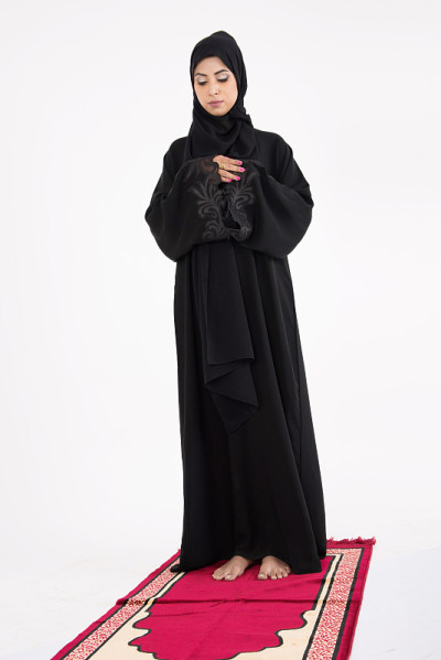 穆斯林妇女祈祷