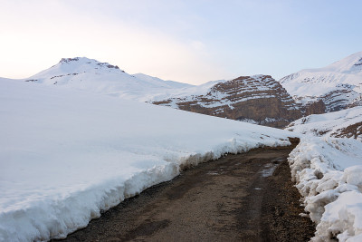 印度喜马拉雅山冬季的公路