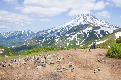 从维留钦斯基山口看火山同名