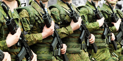 军装士兵排