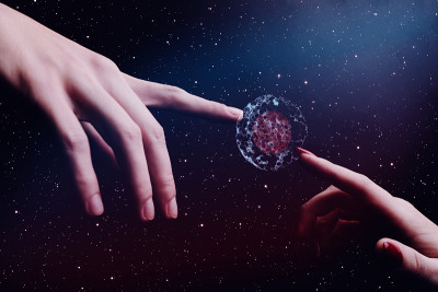 女人和男人食指触碰细胞分裂。无限空间中的星云尘埃。混合媒体。