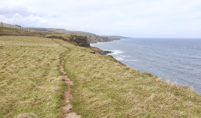 伯威克郡海岸路径，从伯威克在特威德到伯恩茅斯-苏格兰/英格兰-英国