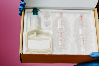 hijama。真空泵和罐的hijama。