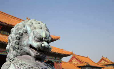 中国北京紫禁城守护狮子铜像