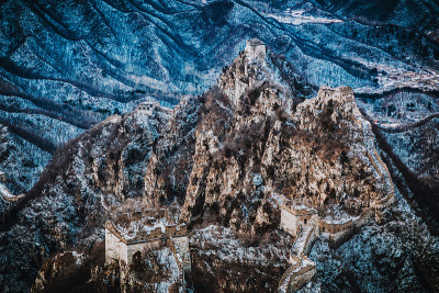 雪后的箭长城在北京，中国