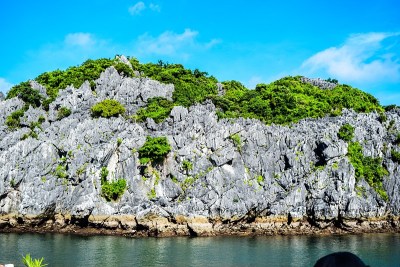 越南下龙湾的石灰岩
