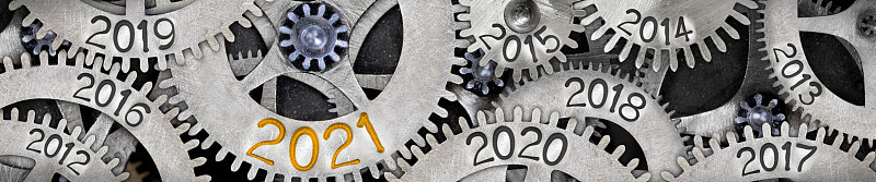 金属车轮与2021年新年