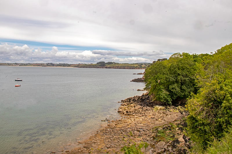 Douarnenez。从普罗玛克号上看到的海湾。Finistere。布列塔尼