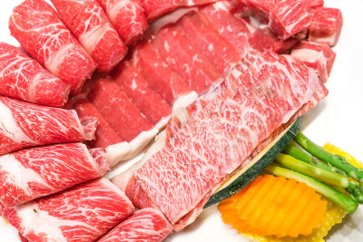 新鲜的生牛肉