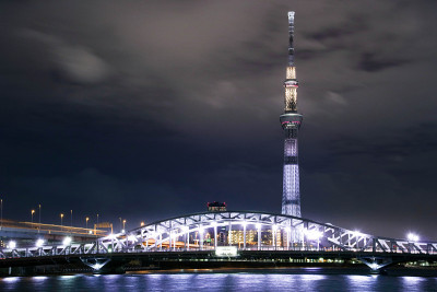 2016年东京天空树特别点亮。