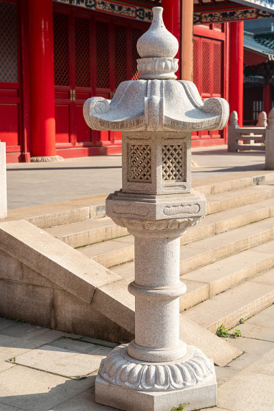 中国寺庙的灯