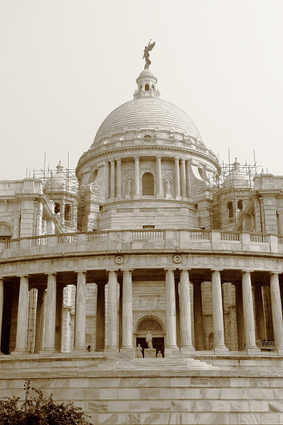维多利亚纪念馆及其庭院，加尔各答(加尔各答)，印度
