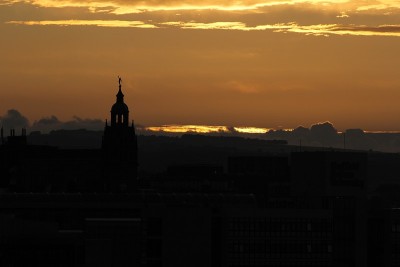 太阳在城市