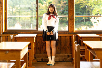 教室里的女学生