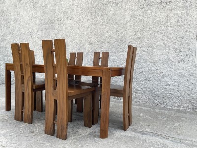 木餐桌