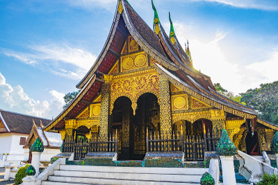 老挝琅勃拉邦金城最好的寺庙之一，香通寺。