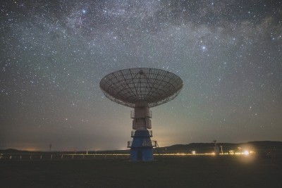倾听星星