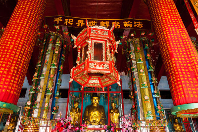 在一座中国佛教寺庙里