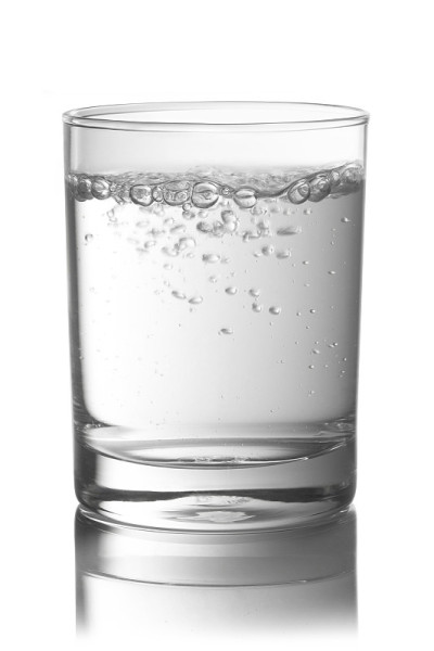玻璃与水
