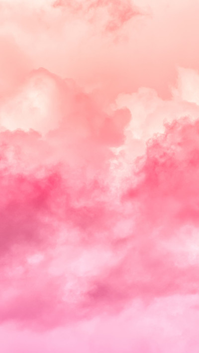 NSTA故事模板背景。黄昏的天空，活像珊瑚的颜色。彩霞般的晚霞。9:16长宽比
