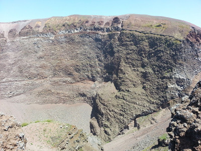 维苏威火山火山口
