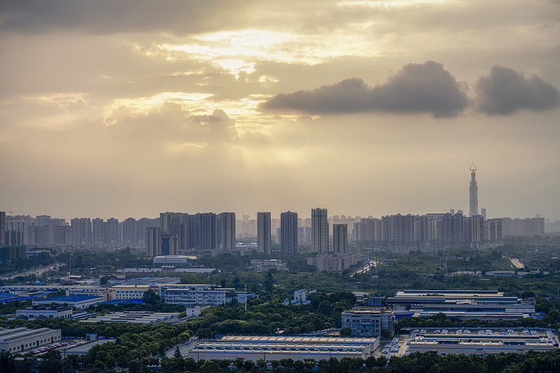 城市的黄昏