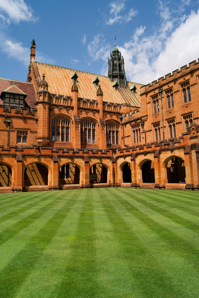 悉尼大学