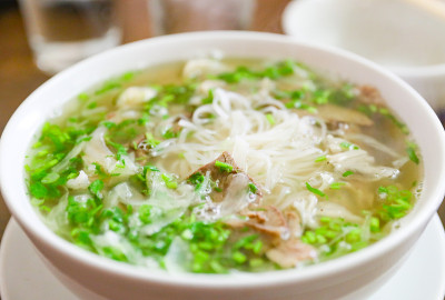 万至Pho