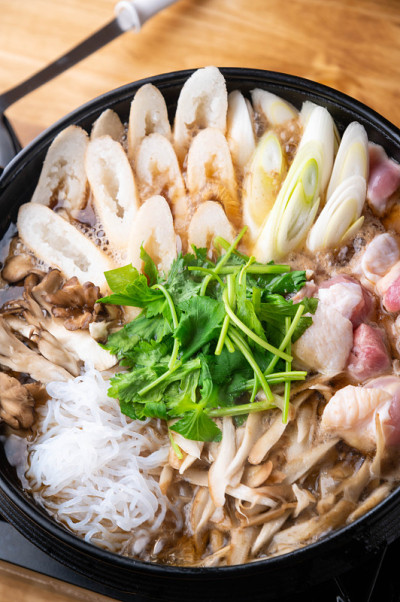Kiritanpo Nabe日本秋田风格年糕鸡火锅