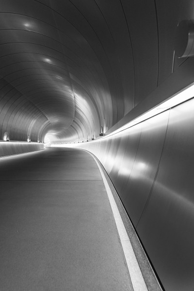 现代隧道