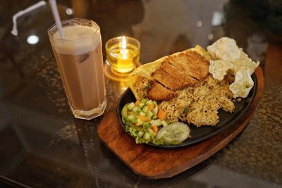 炒饭鸡骨