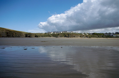 海滩和村庄布列塔尼，法国