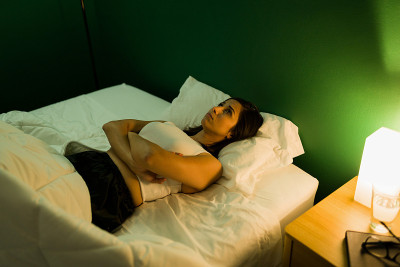 有睡眠问题的抑郁女人