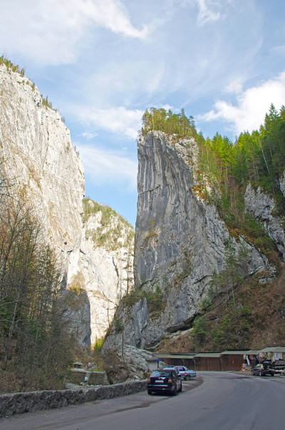 路通过三峡