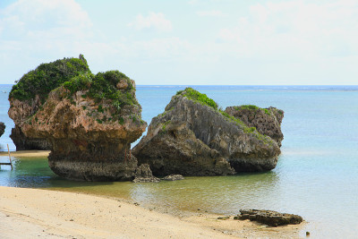 日本冲绳岛南部的三巴鲁海滩