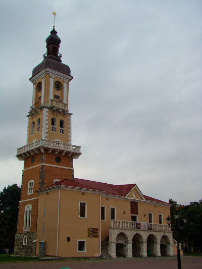 Kamianets-Podilskyi市政厅。乌克兰