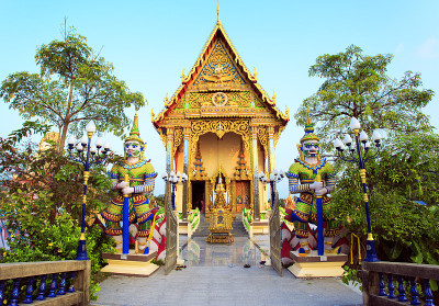 泰国苏梅岛的佛寺。