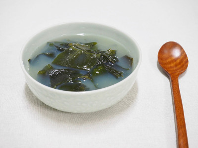 韩国菜紫菜汤