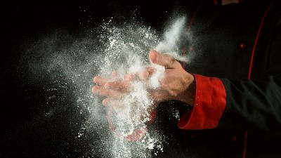用拍手冻结锅的运动