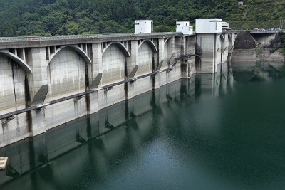 日本秩父大坝景观