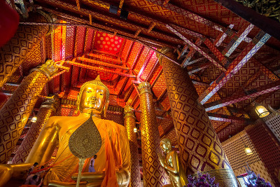 法南昌寺佛像