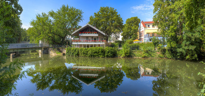 《Petrihaus