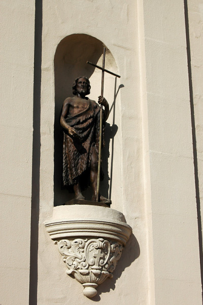 正面Mission Santa Clara de Asis，圣克拉拉，加州
