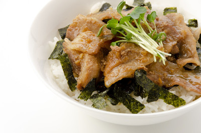 日本料理，猪碗，猪肉饭