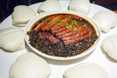 中国传统美食肉馒头