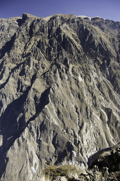 Colca峡谷悬崖