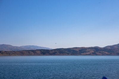 以拉齐格的哈扎尔湖(Elazığ)是该地区最重要的自然资产之一。